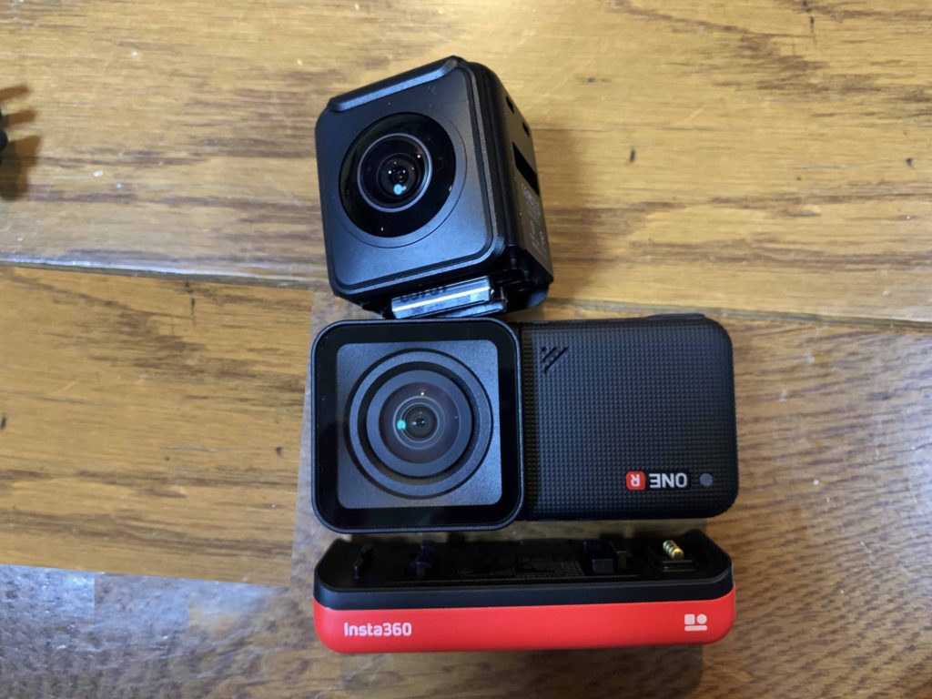 開封　insta360one r