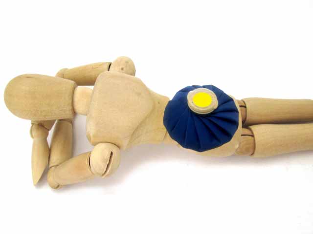 腰を痛めて動けない人